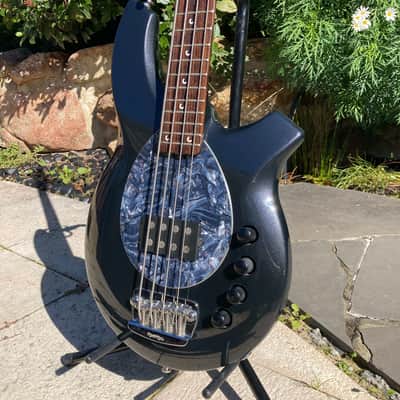 Modulus　Genesis　５st Modulus Genesis 5 **Archive** , High End Bass Guitars, Amps & Bass