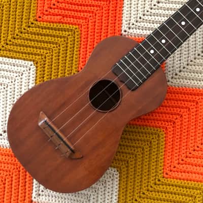 Lyon & Healy/Washburn Ukulele - 1930’s! - Beautiful Tone and Old Soul! - Classic American-Made Ukulele - image 3
