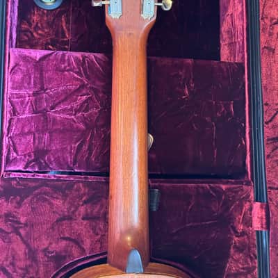 Mele Guitarlele Six String Ukulele- Natural w/ Case (Guilele/Guitalele) image 14
