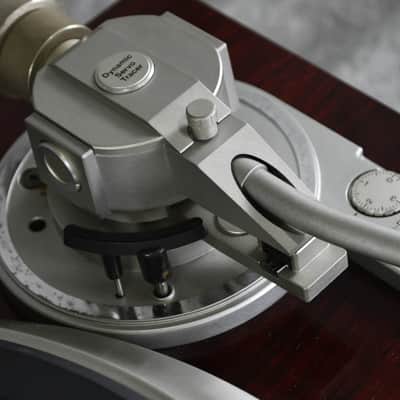 Denon DP-67L Direct Drive Record Player Turntable in Good Condition. image 10