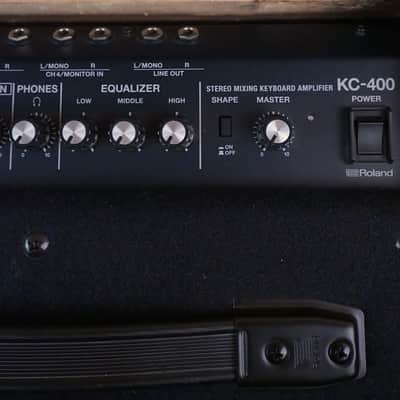 Roland KC-400 150W Keyboard Amplifier – Very Good Condition image 4