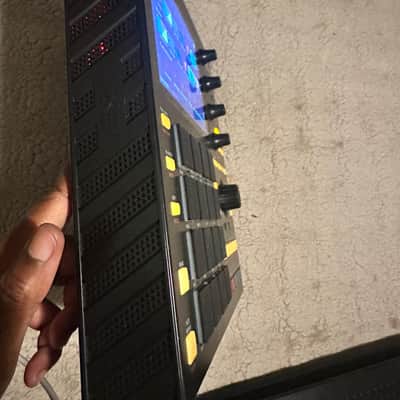 Akai MPC One Standalone MIDI Sequencer 2020 - Present - Black image 6