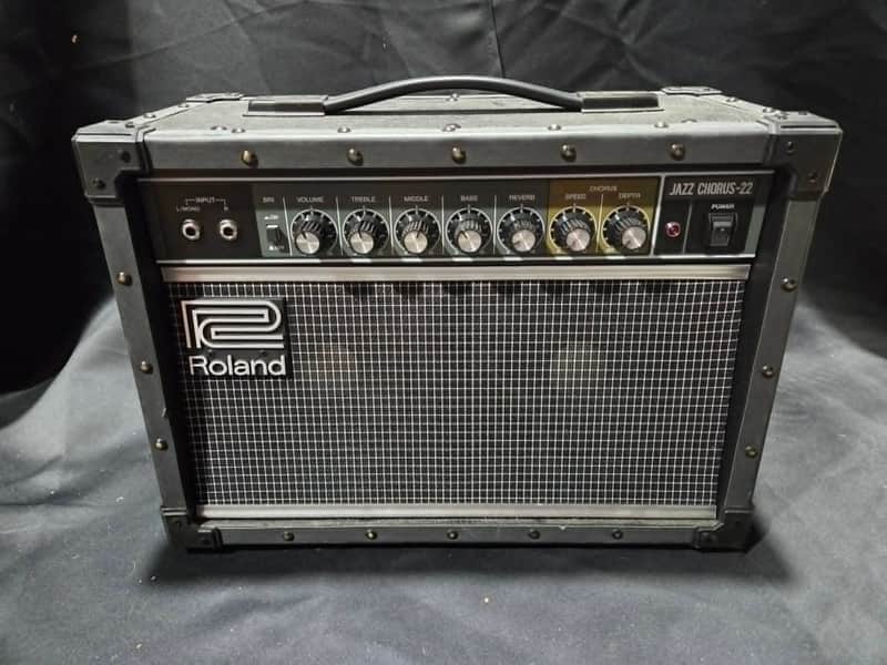 Roland JC-22 Jazz Chorus 2-Channel 30-Watt 2x6.5" Guitar Combo 2016 - Present - Black image 1