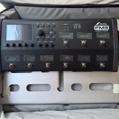 Fractal Audio FM9 Amp Modeler / FX Processor 2021 - 2023 - Black image 3