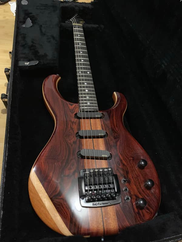 Hoeg Blackknife 2018 Bob Weir image 1
