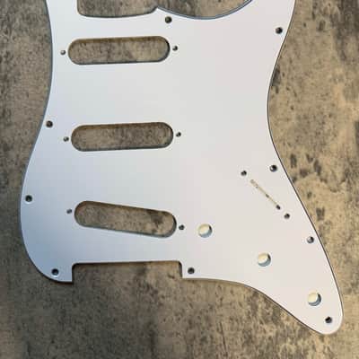 BMC Standard Stratocaster® Strat® Pickguard 3 Ply 11 Hole SSS Single Single Single White [L23] image 1