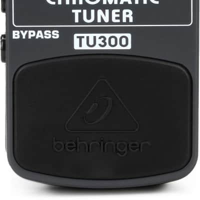 MXR M80 Bass D.I.+ Bass Distortion Pedal  Bundle with Behringer TU300 Chromatic Tuner Pedal image 3