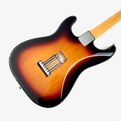 Fender Stratocaster 60′s Vintera 2019 Sunburst image 6