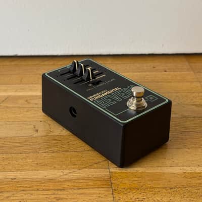 Walrus Audio Fundamental Ambient Reverb 2024 - Present - Black / Blue Pedal image 2