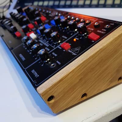 Behringer Model D, Neutron, K2, Pro 1, CAT etc Solid Oak End Cheeks