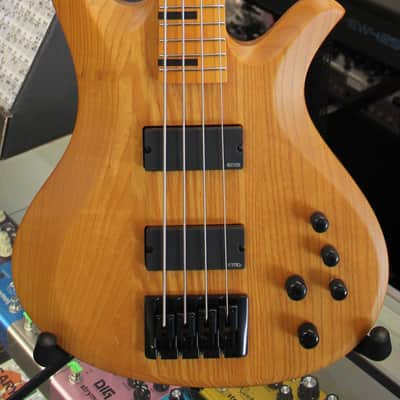 2025 Schecter Riot-4 Session 4-String Active Electric Bass Aged Natural Satin 9lbs 11oz image 2
