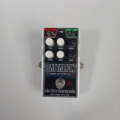 Electro-Harmonix Nano Battalion Bass Preamp and Overdrive image 2