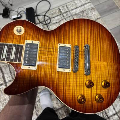 Gibson Les Paul Standard Premium Plus 2013 - Honey Burst AAAA Flame Top Left Handed image 2