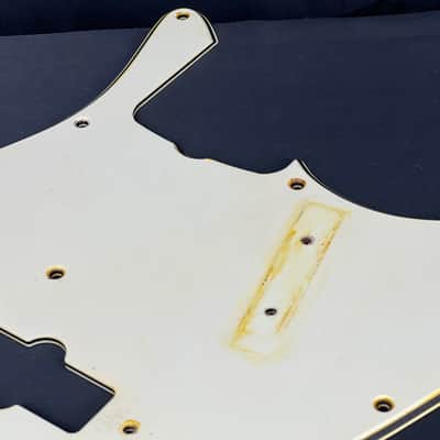 General Vintage Tone Pre CBS Nitrate celluloid pickguard for Jazzbass ®️ Aged Nitro Mint green ni image 6