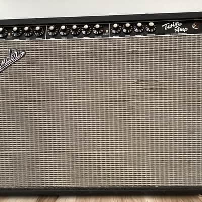 Fender Twin-Amp 100-Watt 2x12" Guitar Combo image 4