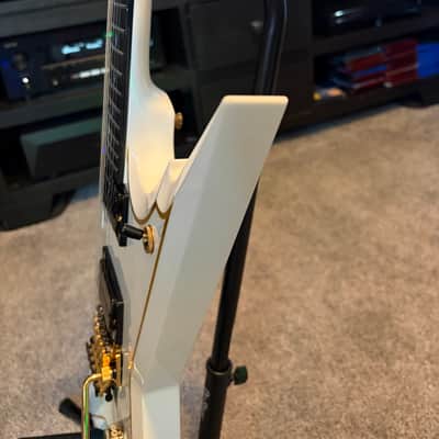 Dean USA Dime White-Gold/Matt Heafy Razorback image 7