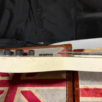 Kramer Forum 3 Electric Bass Guitar image 6