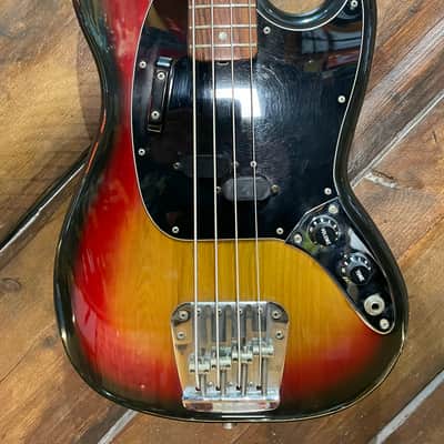1977 Fender Mustang Bass, Three Tone Sunburst image 2