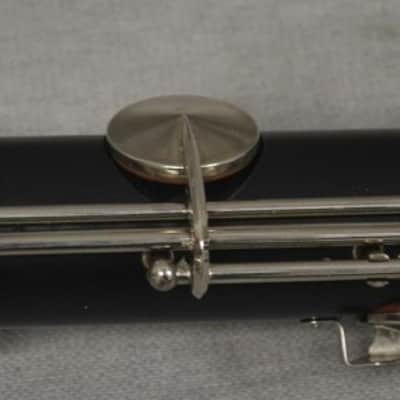 Clarinete Bajo Yamaha 220 en perfecto estado image 12