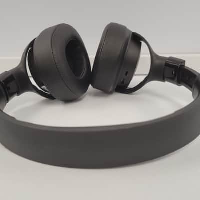 JBL Tune 770 Headphones image 17