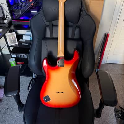Squier Contemporary Stratocaster Special HT 2021 - Present - Sunset Metallic image 5