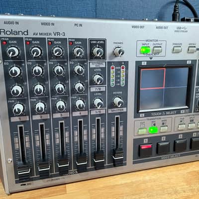 Roland VR-3 Portable Audio Video A/V Mixer Switcher image 2