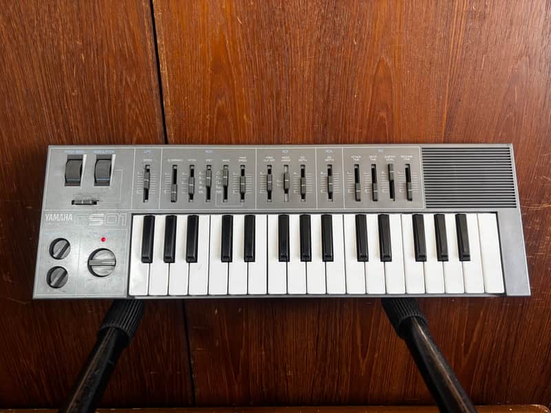 Yamaha CS01 vintage analog monophonic synthesizer image 1