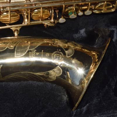 Selmer Series II Baritone Sax-just serviced 1987 Original lacquer image 2