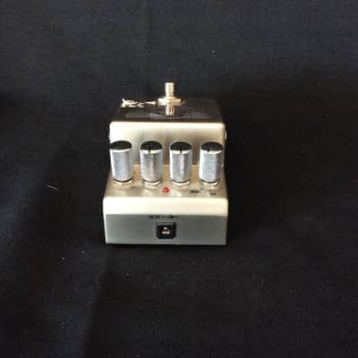 Marshall VT-1 Vibratrem Vibrato and Tremolo Pedal Used by Nils Lofgren image 5