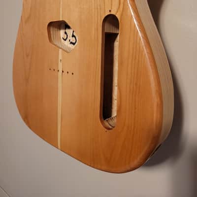 Immagine Unbranded Tele style, chambered solid Ash with a Cherry top,  Clear coat - 3