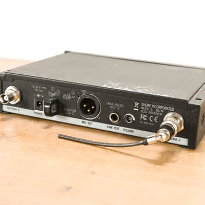 Shure SLX4 Wireless Receiver - L4 Band: 638-662 MHz (NO POWER SUPPLY) CG012KQ image 5