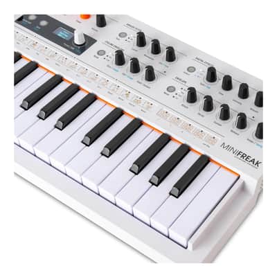 Arturia MiniFreak 37-Key Hybrid Synthesizer with 6-Voice Polyphony and Dual Sound Engines (White) image 5