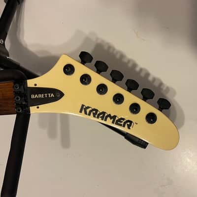 Kramer  Baretta Neck 80s - Cream image 1