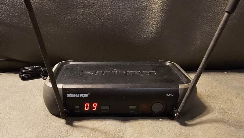 Shure PGX4/PGX1 wireless guitar system 2014 - Black image 1