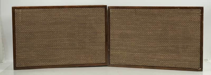 Silvertone Speaker Enclosure 7428 Pair image 1