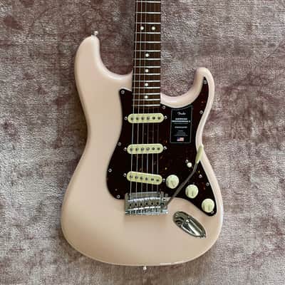 Fender American Professional II Stratocaster with Rosewood Neck 2021 - Shell Pink image 1