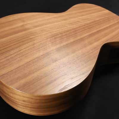 Taylor Academy 12e-N Grand Concert Acoustic-Electric Guitar Natural 065 image 5
