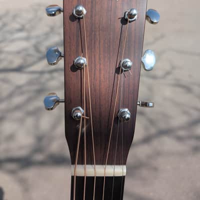 Martin D-18E Retro 2014 - natural image 9