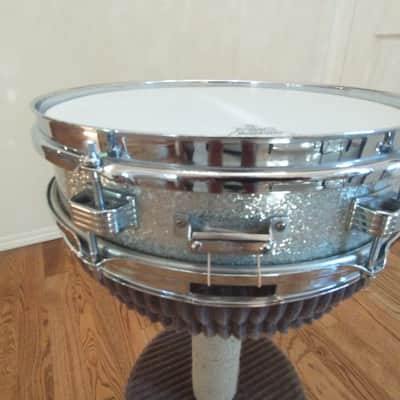 Ludwig Super rare 1962 vintage Jazz Festival Combo 3 x 13 snare drum, silver sparkle, brass hoops - mint condition! image 11