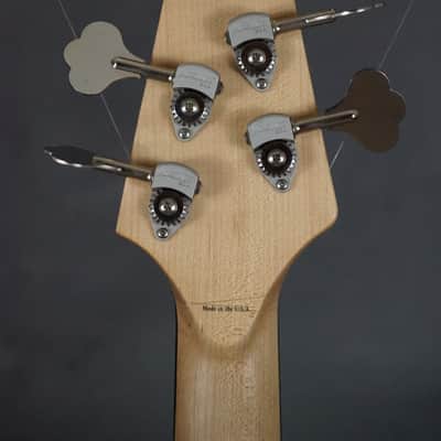 Lakland 55-94 Deluxe Exotic 2017 Natural Birds Eye Maple image 7