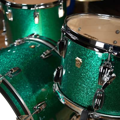 Ludwig Classic Maple 13/16/22 3pc. Drum Kit Green Sparkle image 2