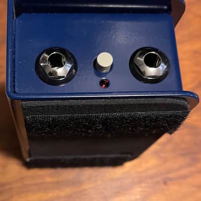 Radial Pro48 Active Direct Box 2015 - Blue image 3