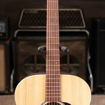Martin 000-X2E Brazilian Acoustic/Electric Guitar with Gig Bag image 4