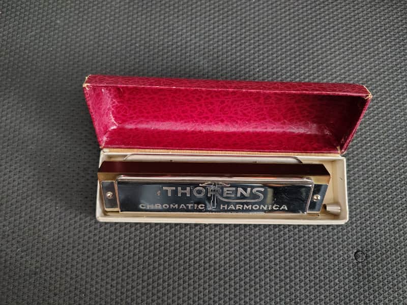 Thorens Chromatic Harmonica image 1