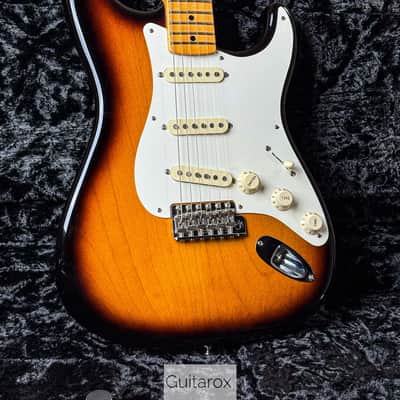 2016 Fender Eric Johnson Stratocaster 2 Tone SB image 17
