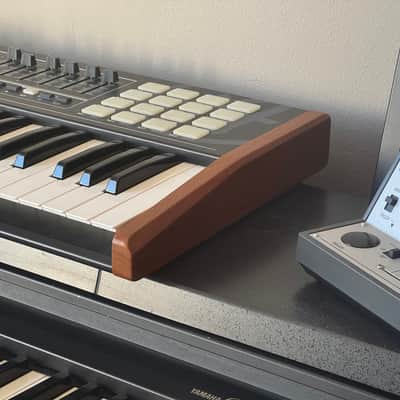Arturia KeyLab 49 Black Edition MIDI Controller 2016 - Black image 2