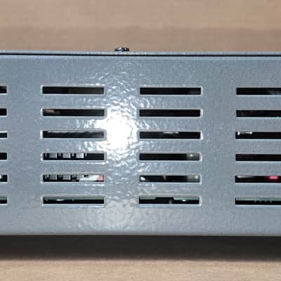 Ampeg SVT-3 PRO 450-Watt Rackmount Bass Amp Head 2007 - Present - Black image 2