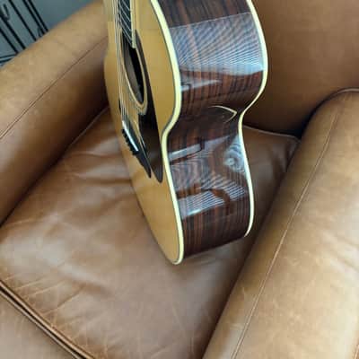 Yamaha LJ16 Medium Jumbo Acoustic Guitar - Natural image 15