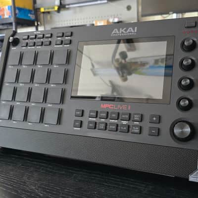 Akai MPC Live II Standalone Sampler / Sequencer 2020 - Present - Black image 8