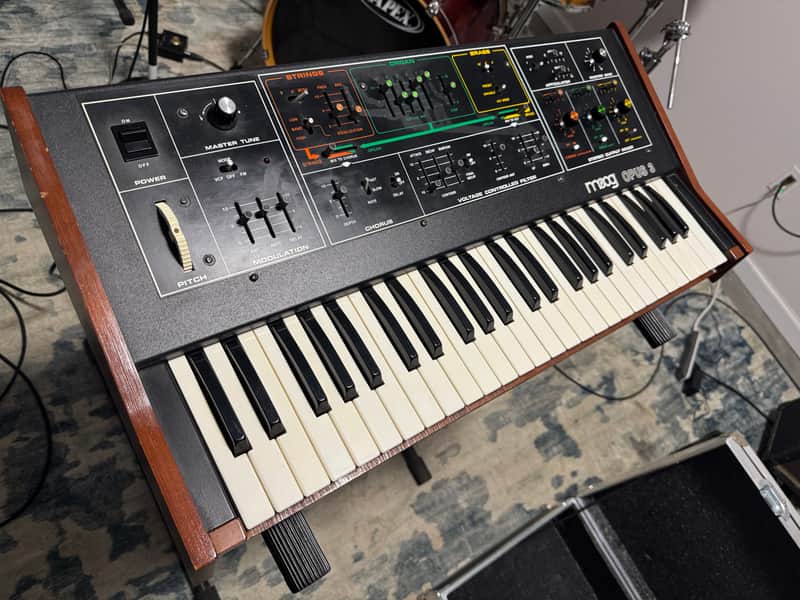 Moog Opus 3